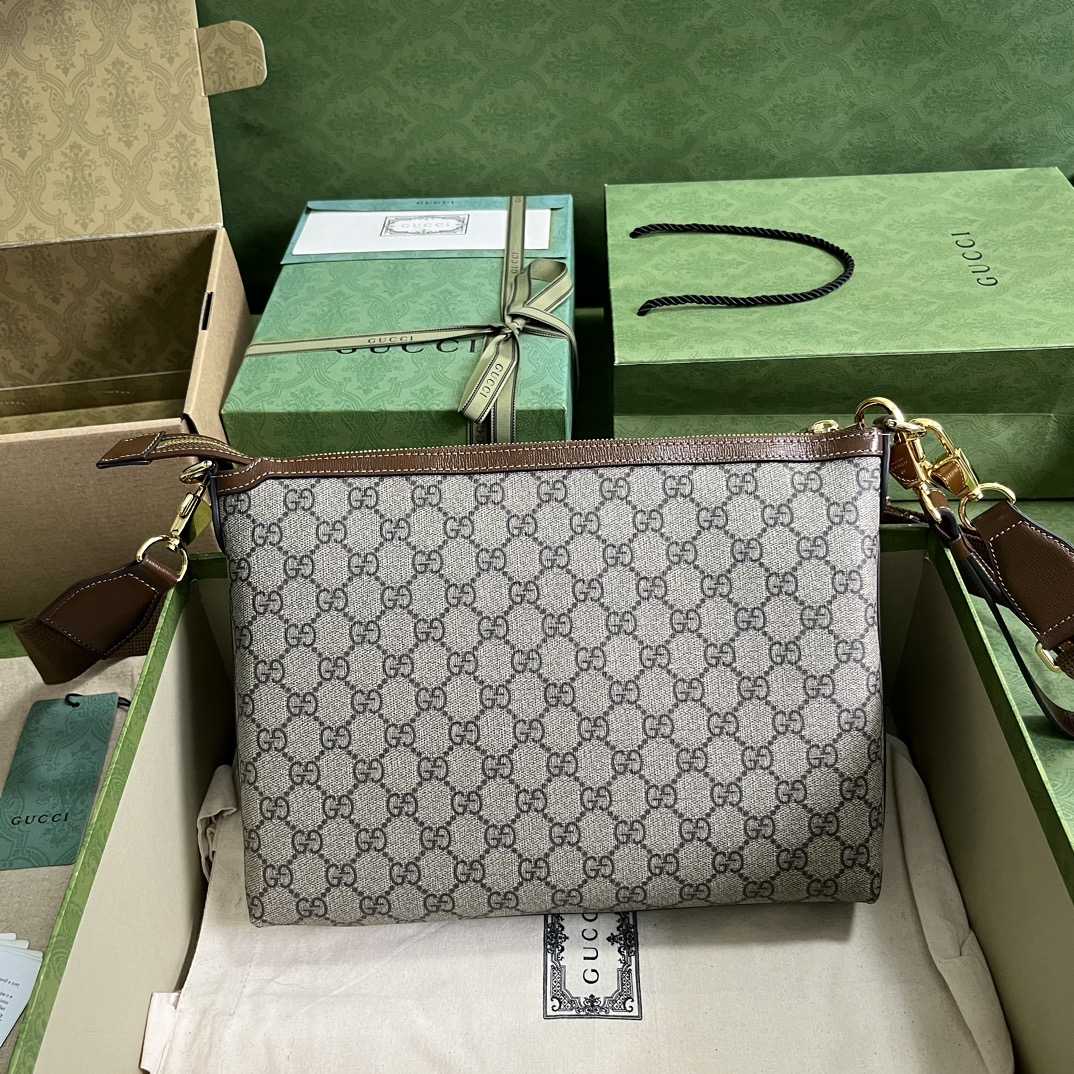 Gucci Messenger bag with Interlocking G(30-22.5-5cm) - 