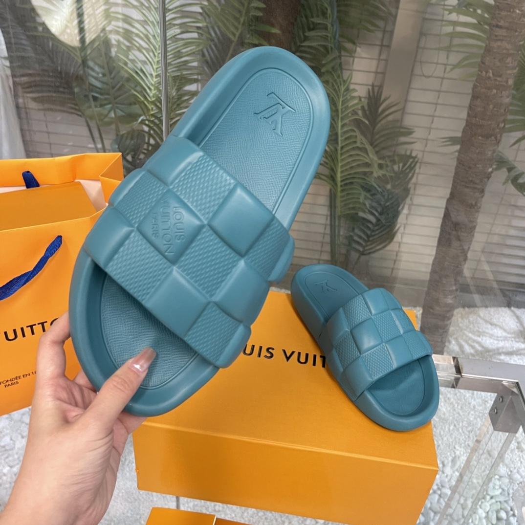 Louis Vuitton Waterfront Mules   1AAR9D - PerfectKickZ
