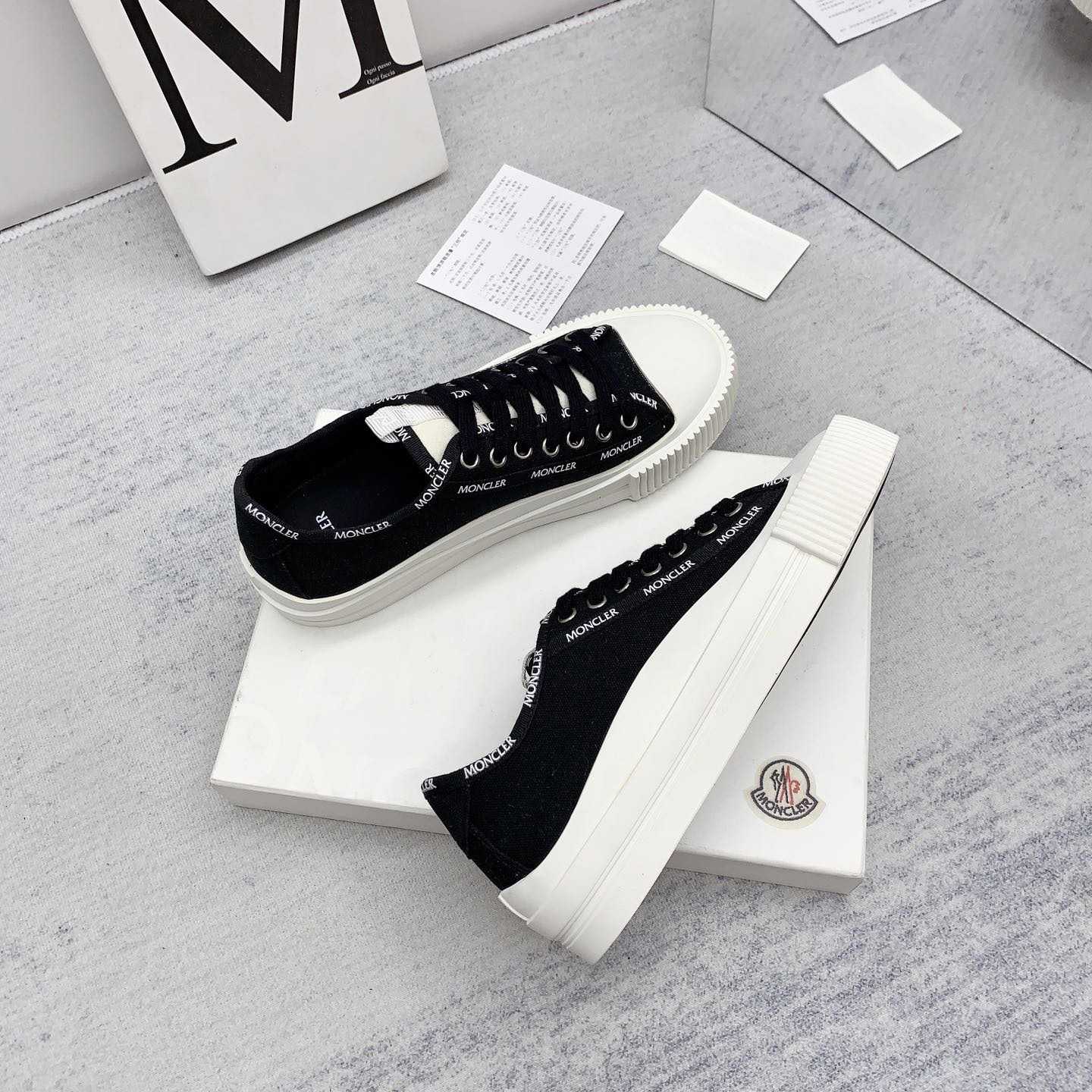 Moncler Glissiere Low-Top Sneakers - PerfectKickZ
