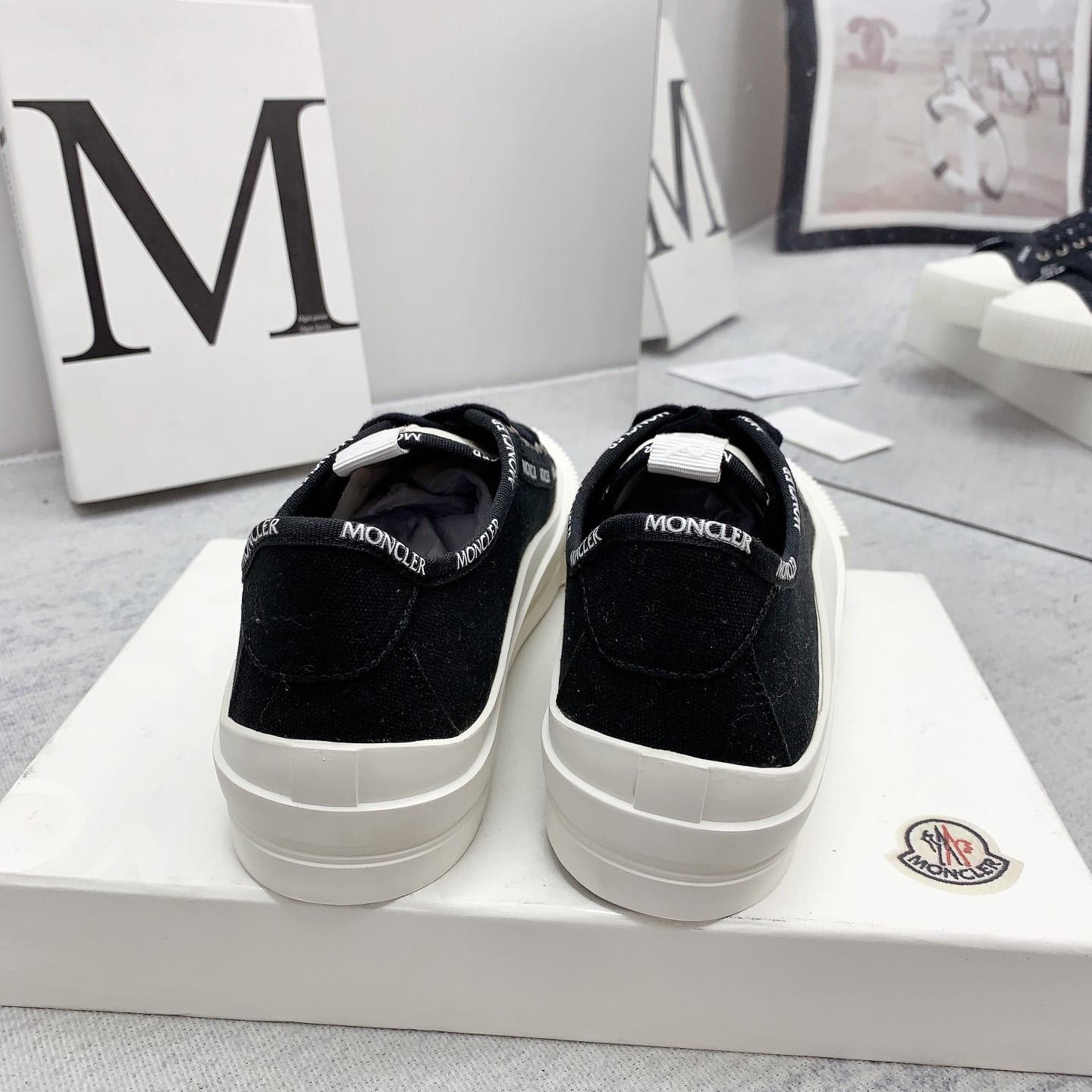 Moncler Glissiere Low-Top Sneakers - PerfectKickZ