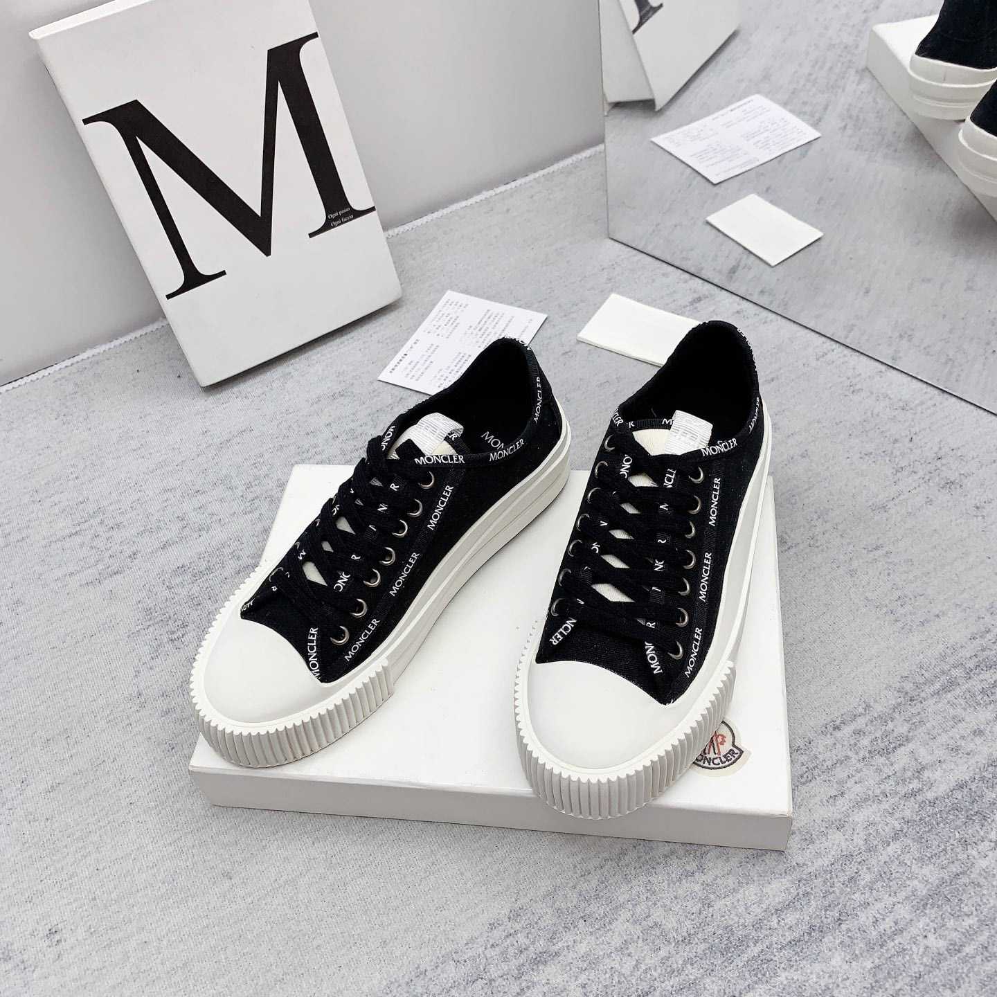 Moncler Glissiere Low-Top Sneakers - PerfectKickZ