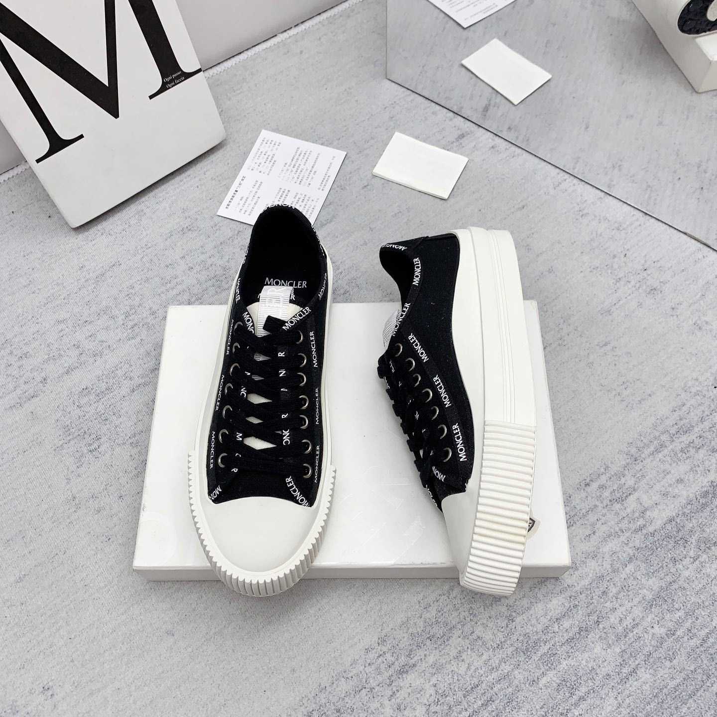 Moncler Glissiere Low-Top Sneakers - PerfectKickZ