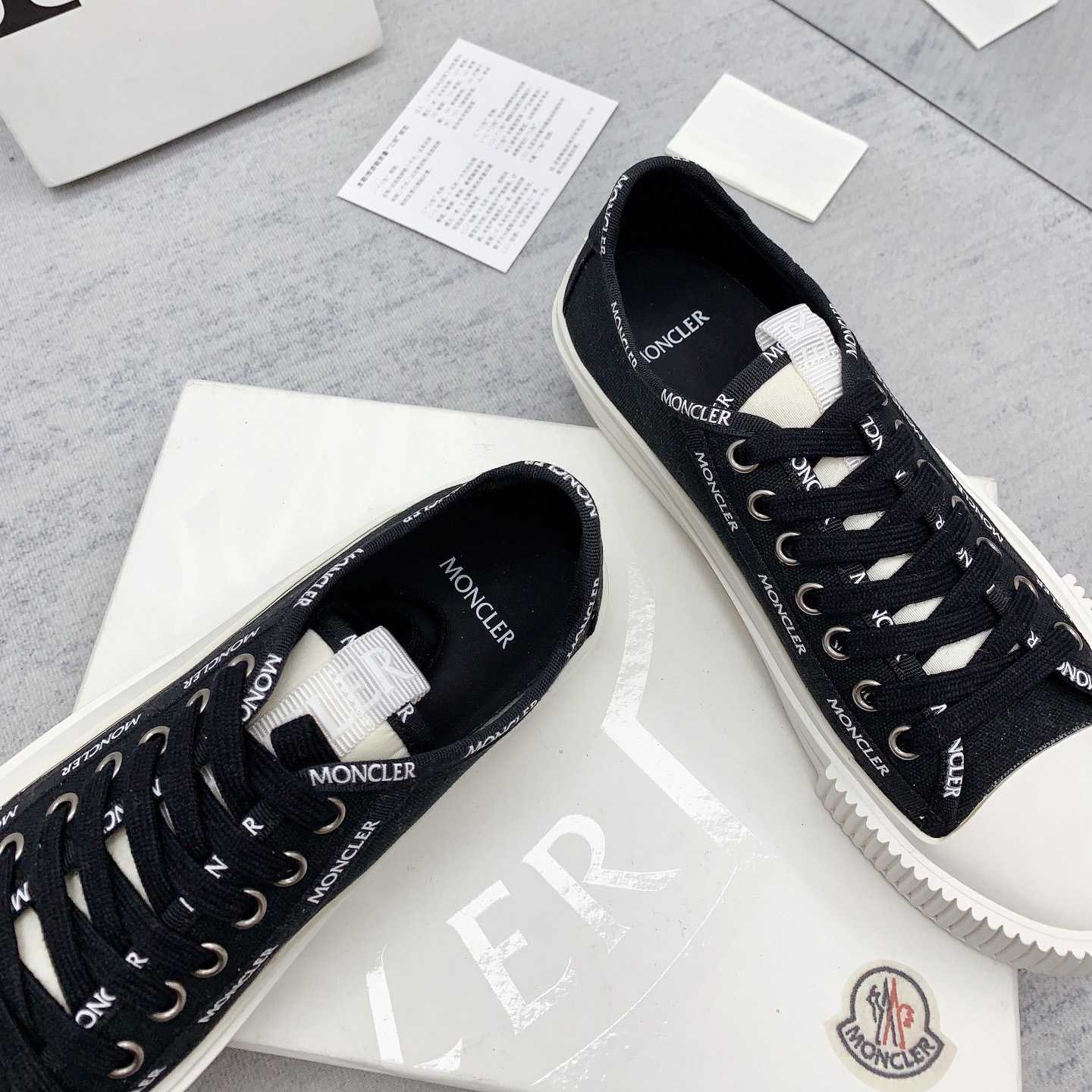 Moncler Glissiere Low-Top Sneakers - PerfectKickZ