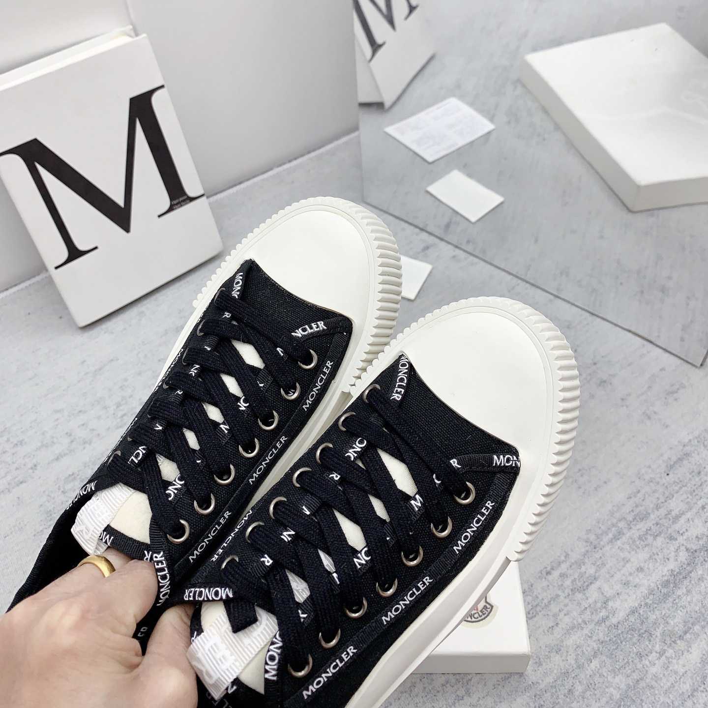 Moncler Glissiere Low-Top Sneakers - PerfectKickZ