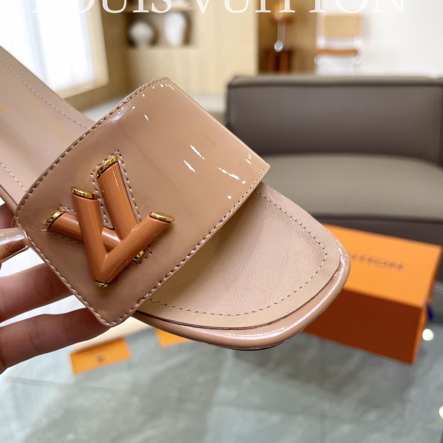 Louis Vuitton Shake Flat Mule       - 