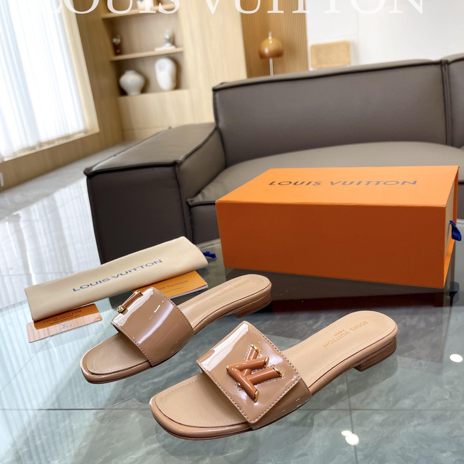 Louis Vuitton Shake Flat Mule       - 