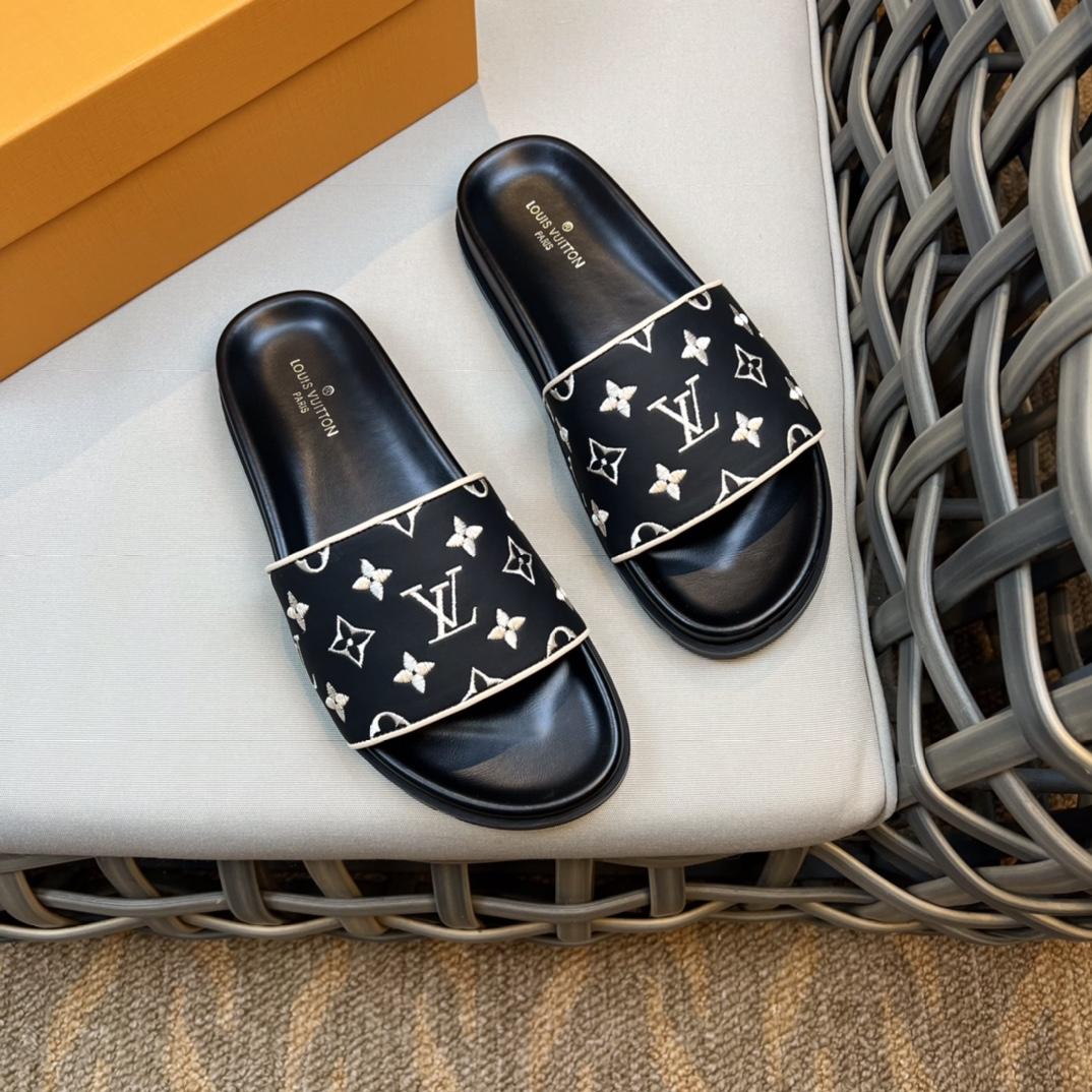 Louis Vuitton Monogram Sandals - 