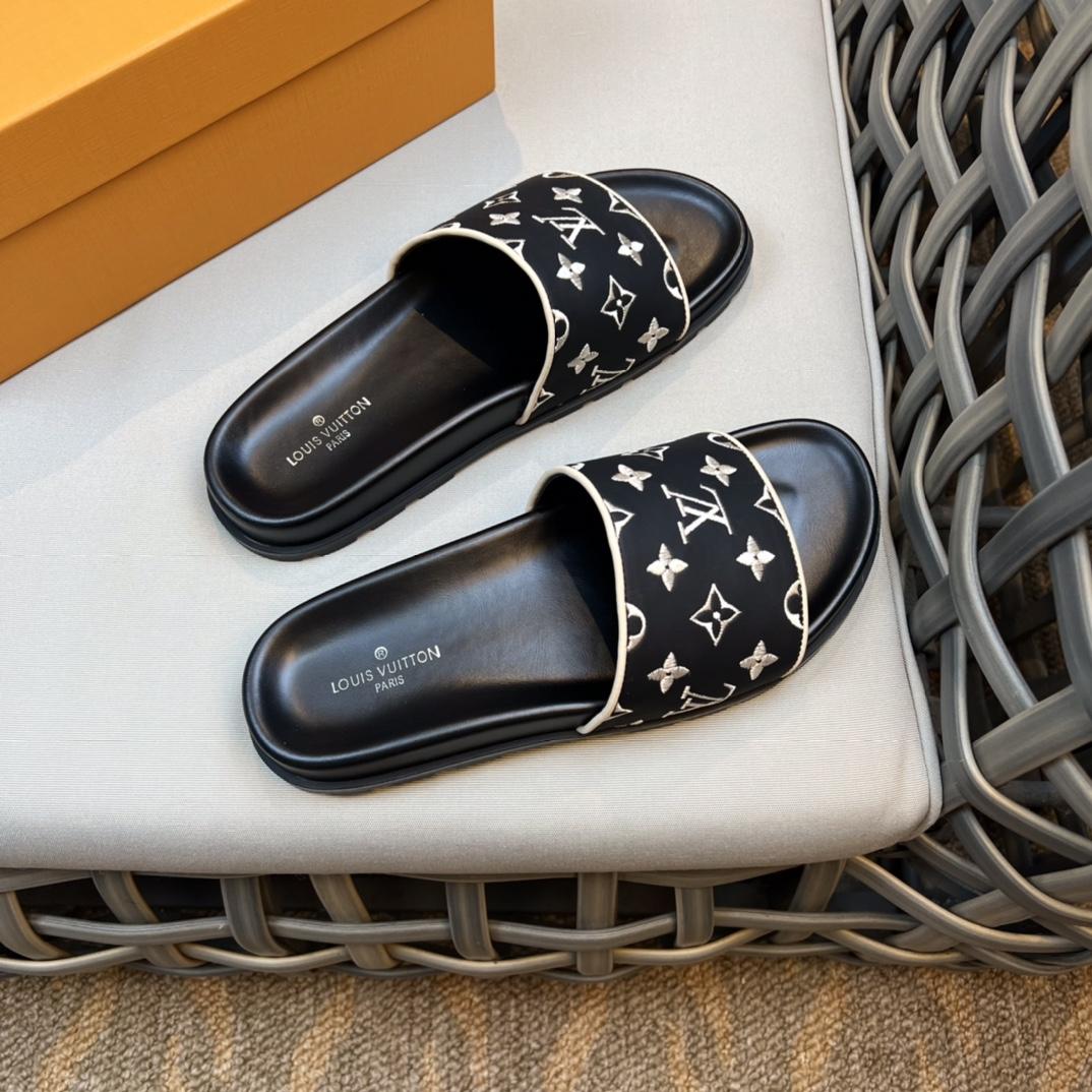 Louis Vuitton Monogram Sandals - 