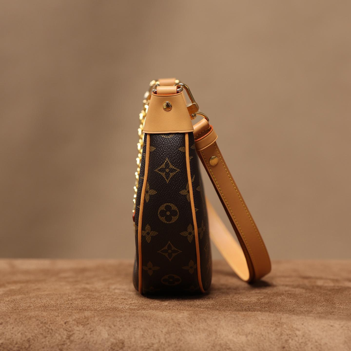 Louis Vuitton Loop  (23-13-6cm) M81098 - PerfectKickZ