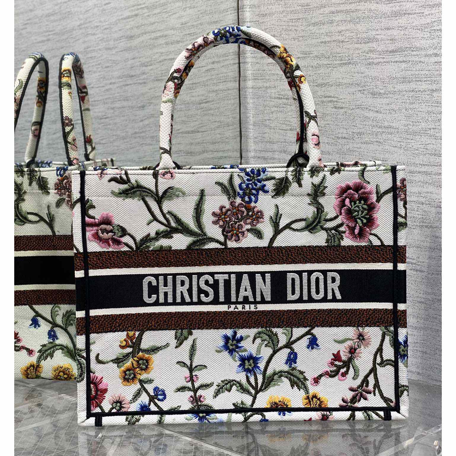 Dior Medium Dior Book Tote - PerfectKickZ