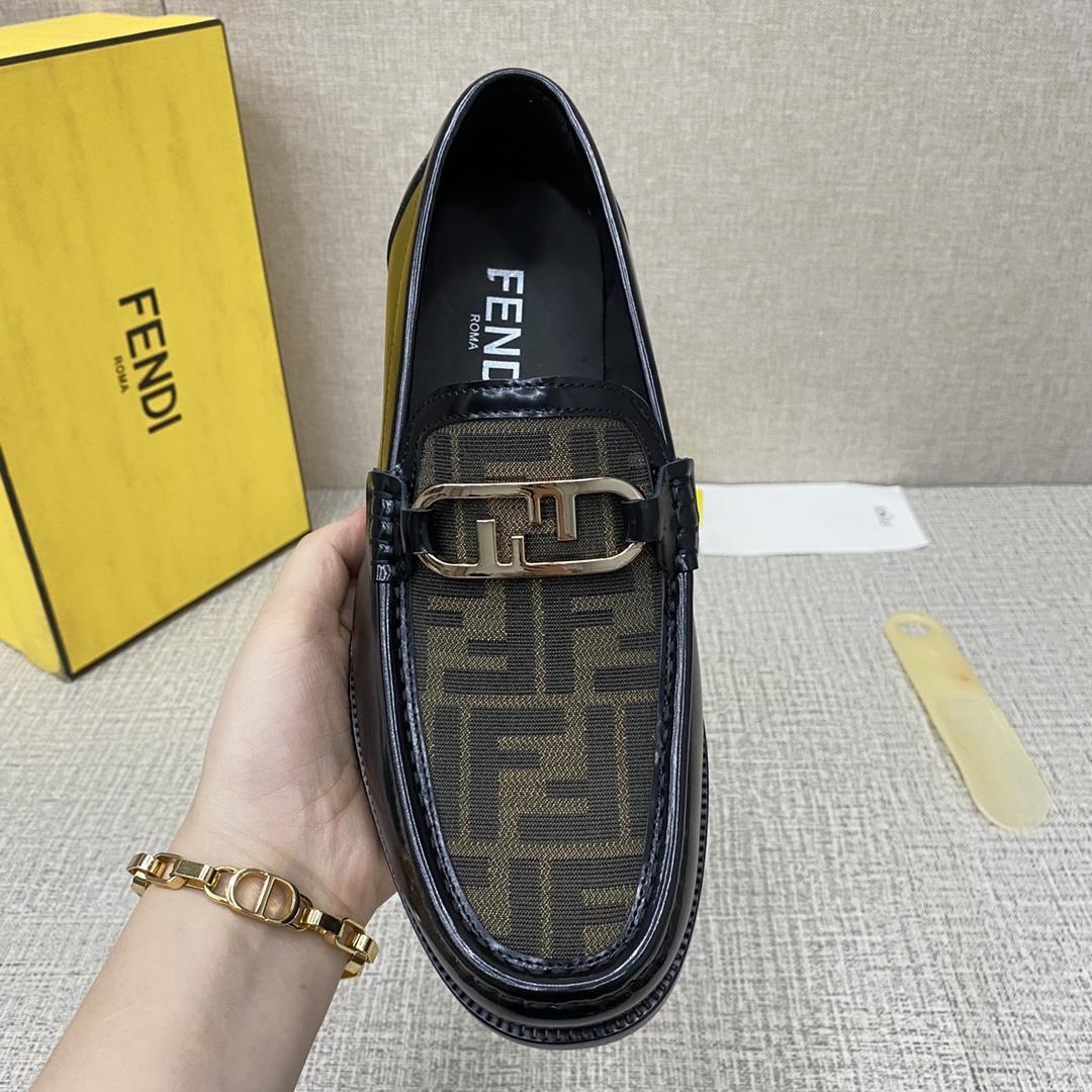 Fendi O-Lock Loafers - PerfectKickZ