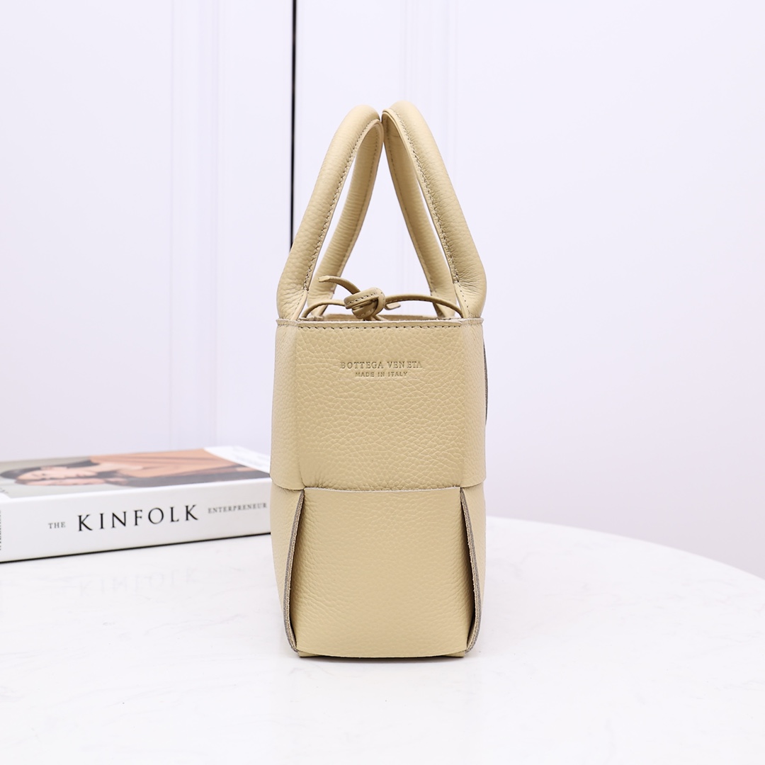 Bottega Veneta Mini Arco Tote Bag - PerfectKickZ