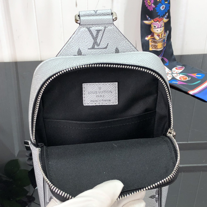 Louis Vuitton Outdoor Slingbag  (13-21-5cm)   M30833 - PerfectKickZ