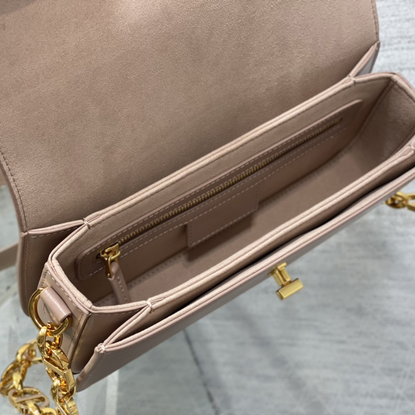 Dior 30 Montaigne Avenue Bag - PerfectKickZ