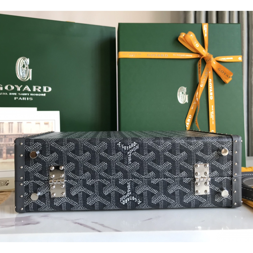 Goyard Grand Hôtel Trunk Bag  - PerfectKickZ
