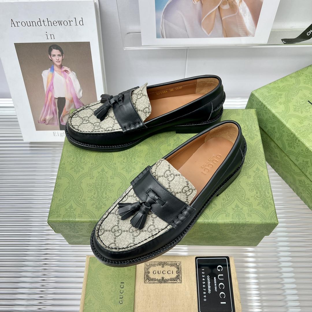 Gucci GG Loafer With Tassel - PerfectKickZ