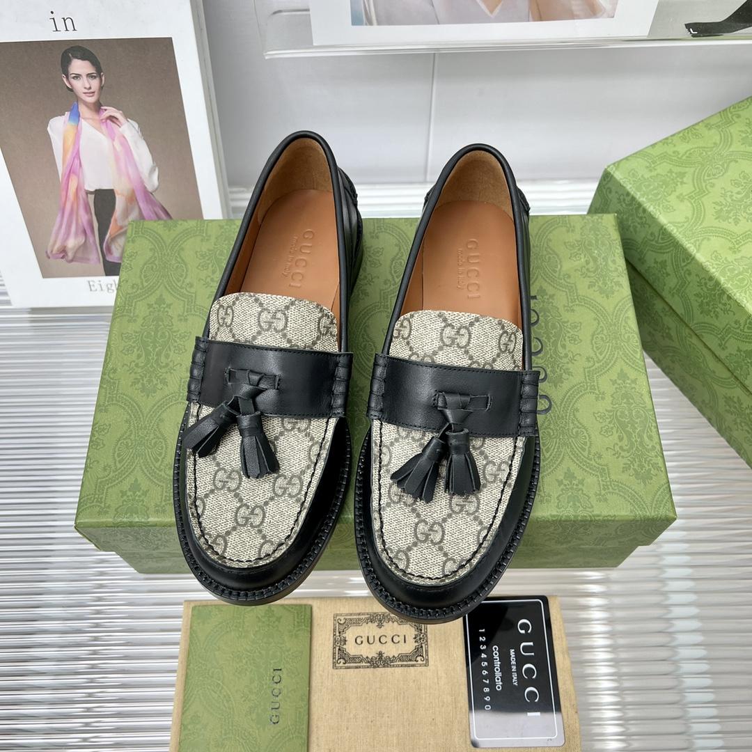 Gucci GG Loafer With Tassel - PerfectKickZ