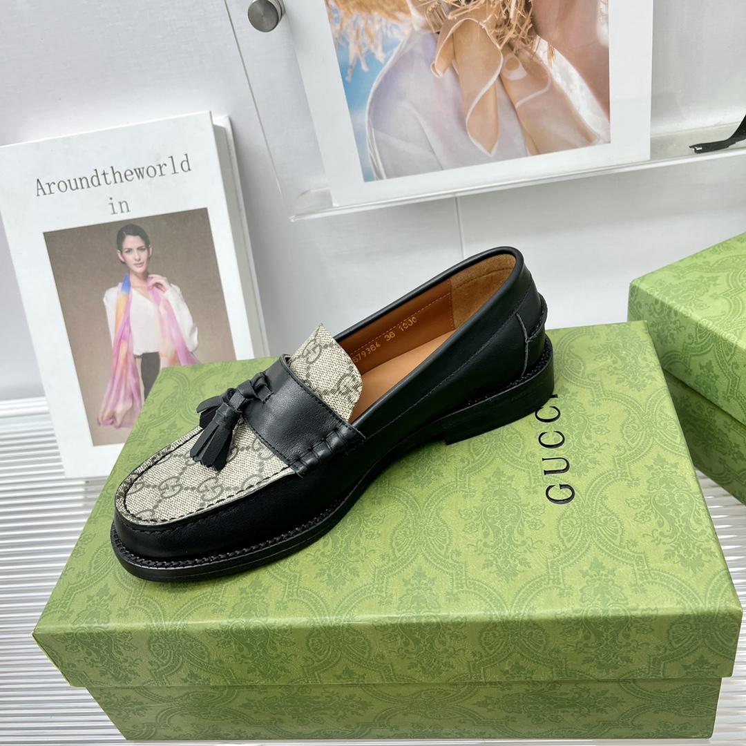 Gucci GG Loafer With Tassel - PerfectKickZ