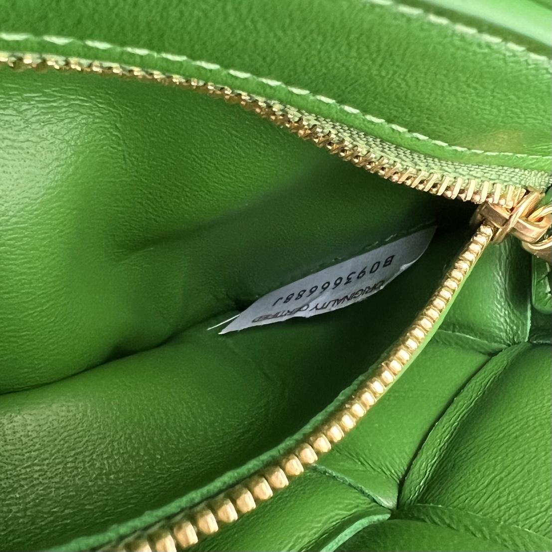 Bottega Veneta Small Padded Cassette - PerfectKickZ