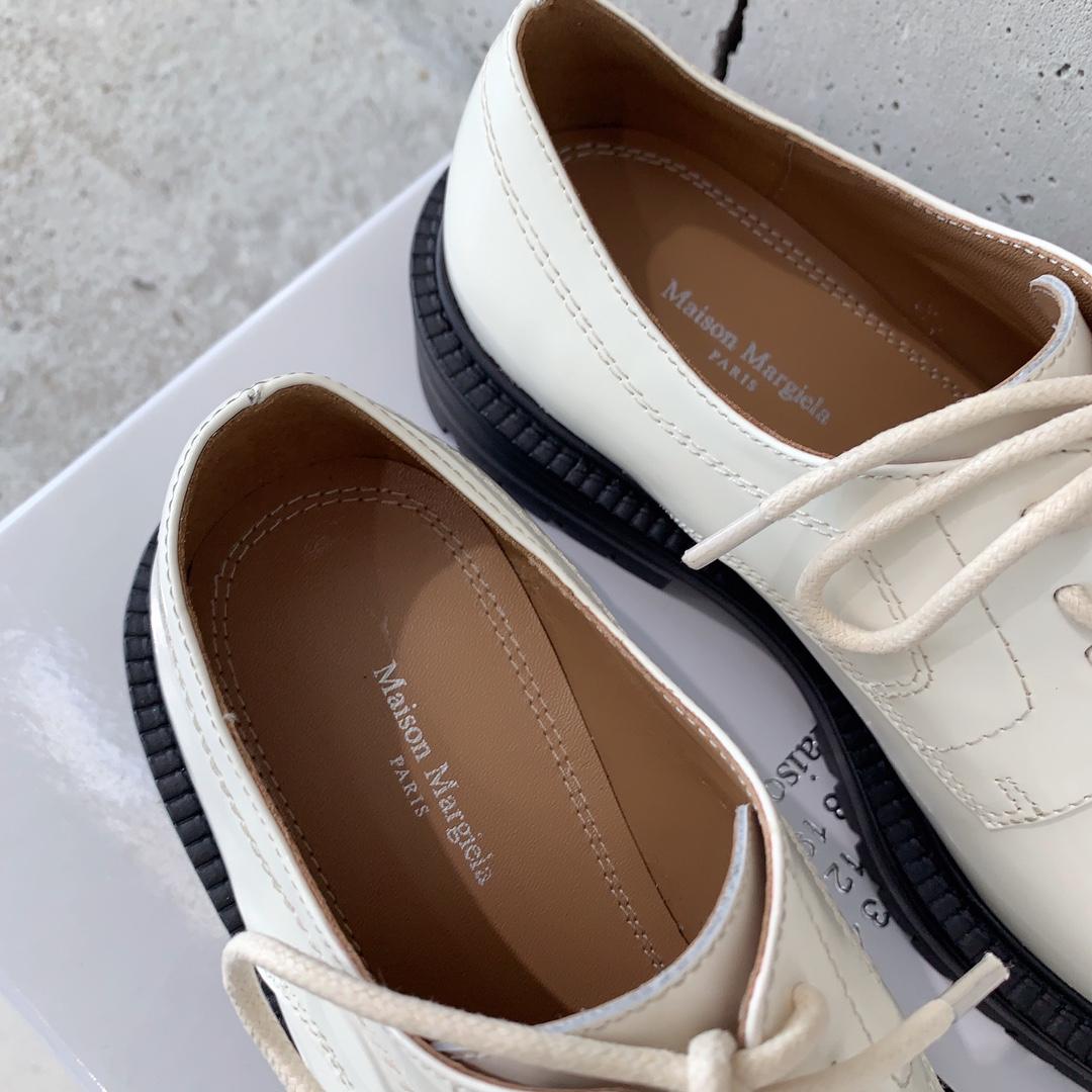 Maison Margiela Tabi Lace-Ups Loafers - PerfectKickZ
