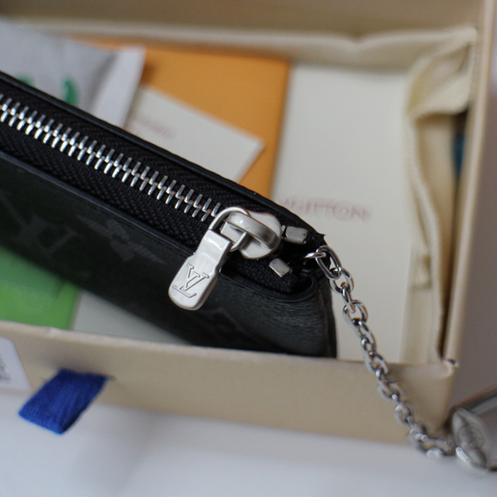 Louis Vuitton Key Pouch  (12.0x 7.0 cm)  M62650 - PerfectKickZ
