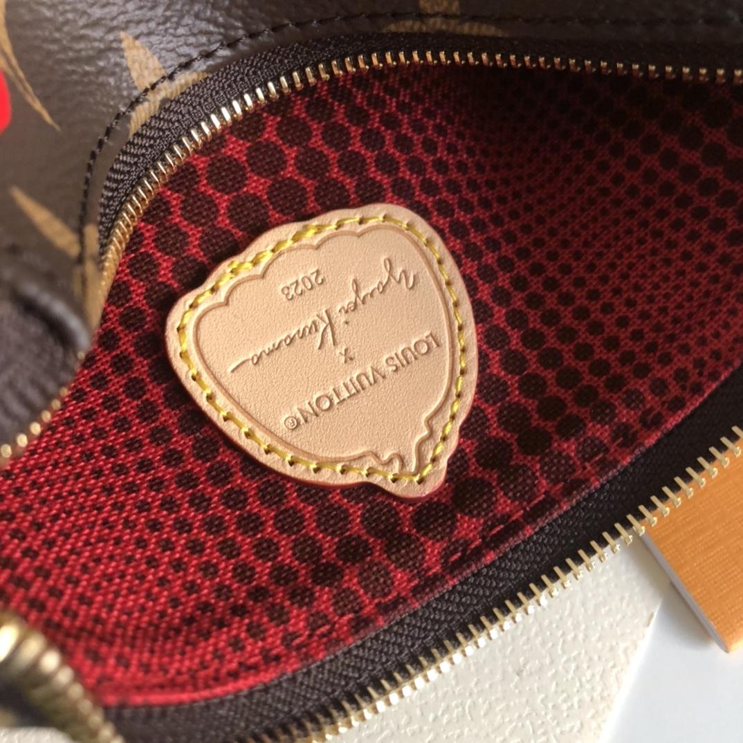 Louis Vuitton LV x YK Mini Pochette Accessoires(14 x 9 x 2cm)        M81866 - PerfectKickZ