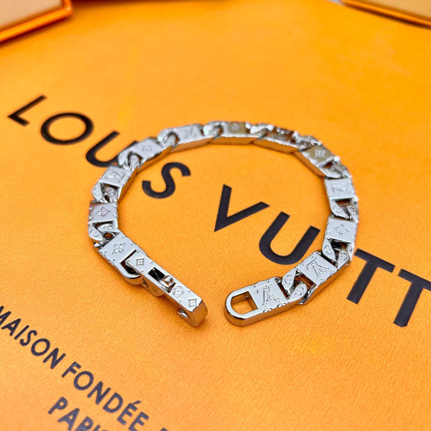 Louis Vuitton Monogram Tied Up Bracelet    M0921 - PerfectKickZ