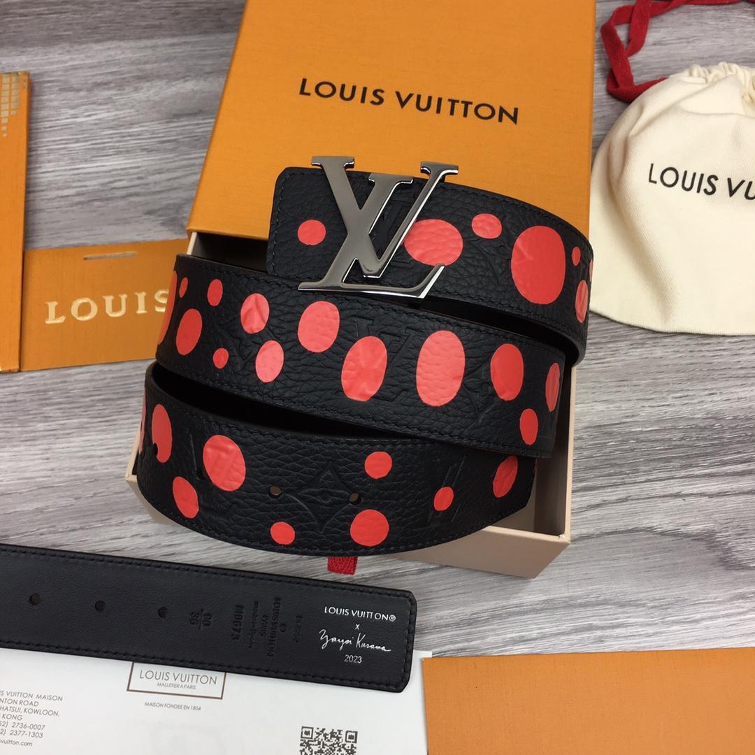 Louis Vuitton LV X YK LV Initiales 40MM Reversible Belt   M0673T - PerfectKickZ