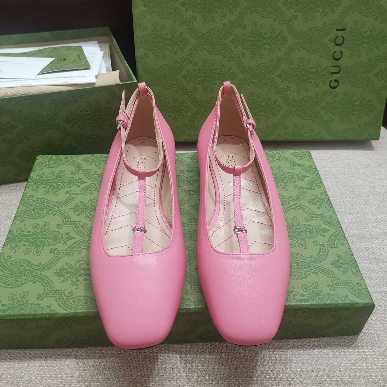 Gucci Women's Ballet Flat With Double G - PerfectKickZ