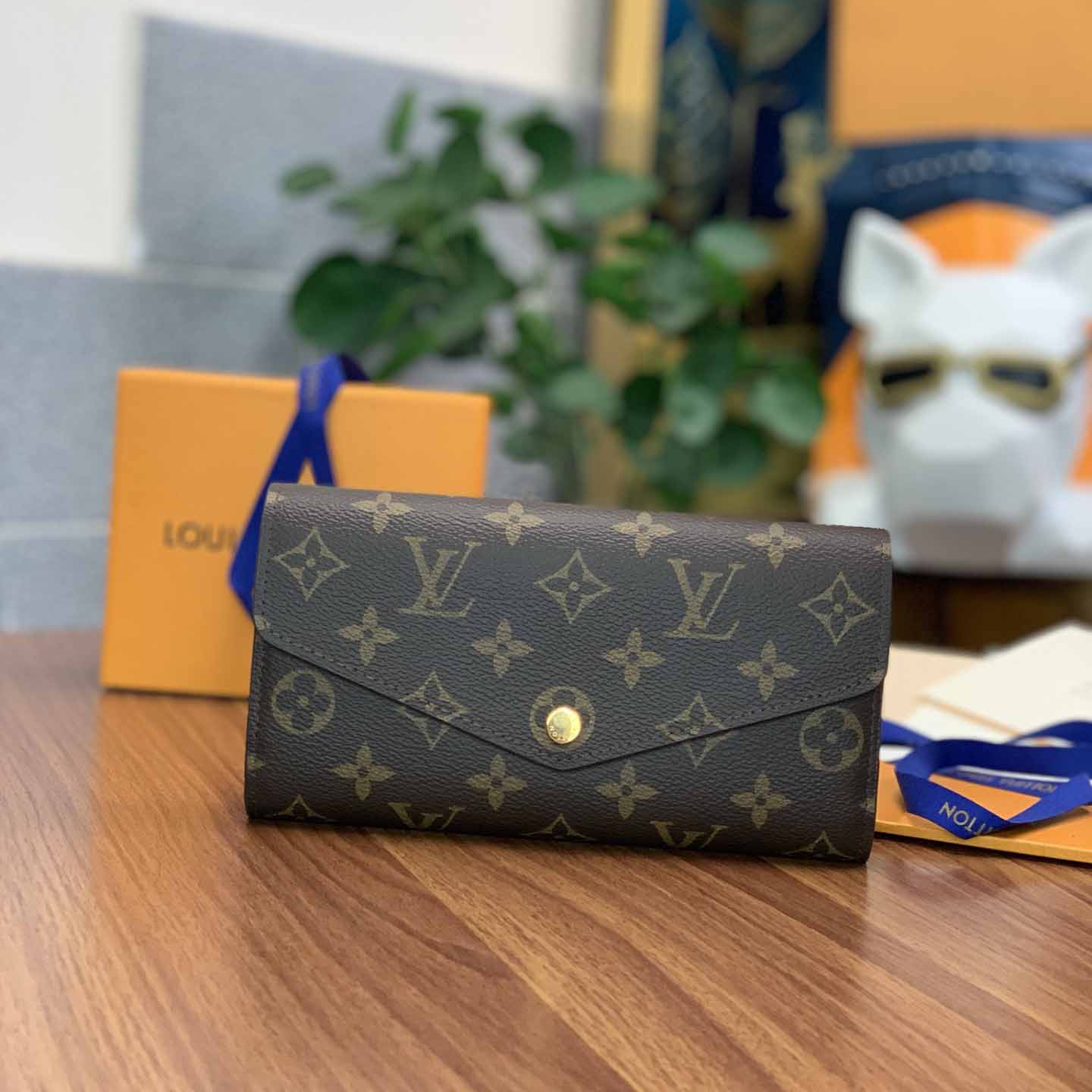 Louis Vuitton LV Sarah Wallet (19x10CM)     M60531 - PerfectKickZ