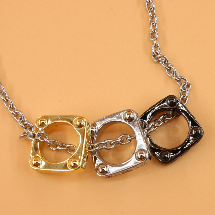 Louis Vuitton Monogram Bold Necklace    M00675 - PerfectKickZ