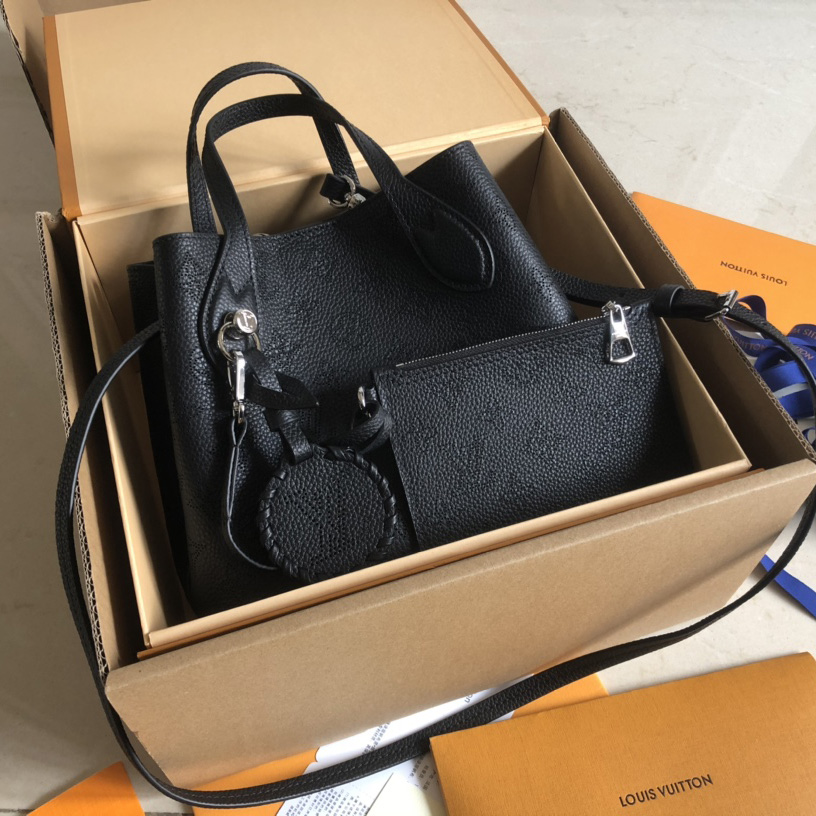 Louis Vuitton Blossom PM   M21848 - PerfectKickZ