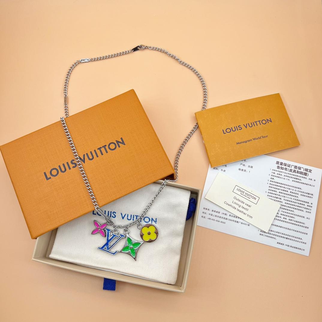 Louis Vuitton LV Instinct Necklace     M01125 - PerfectKickZ