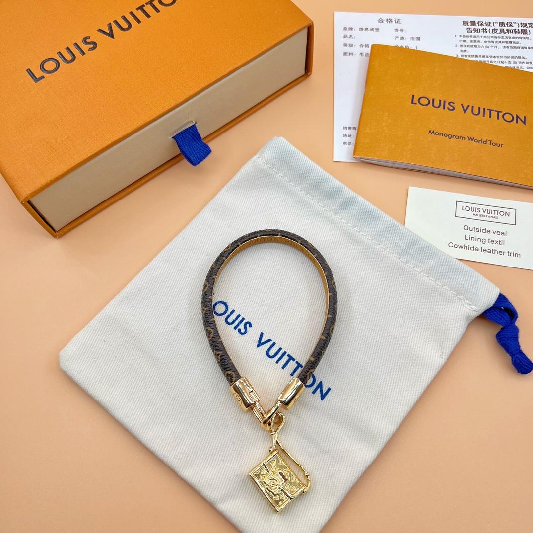 Louis Vuitton LV Cannes Bracelet      - PerfectKickZ