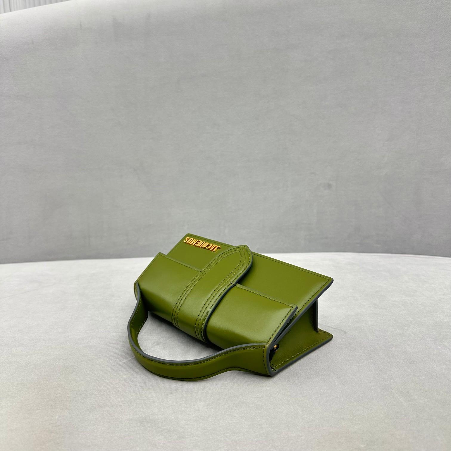 Jacquemus Le Grand Bambino - PerfectKickZ