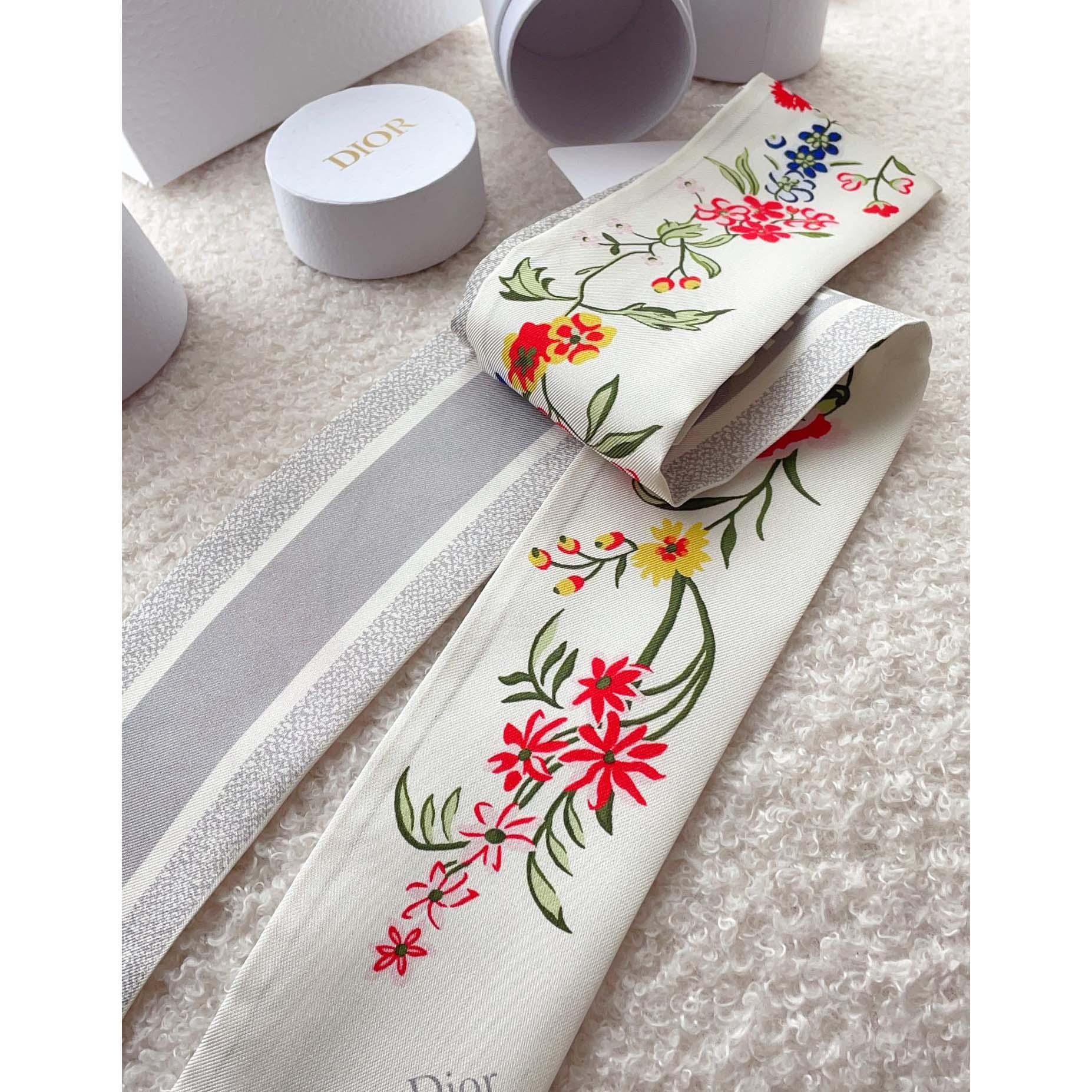 Dior Petites Fleurs Mitzah Scarf - PerfectKickZ