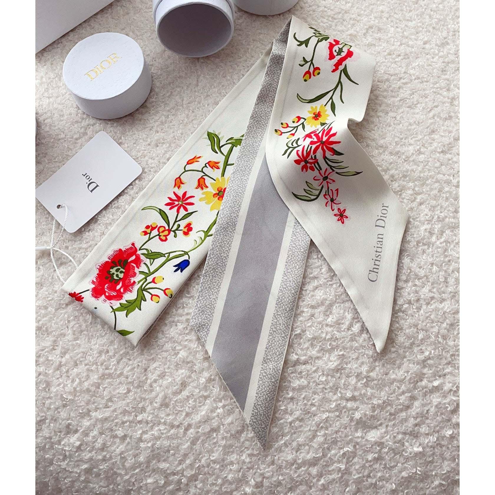 Dior Petites Fleurs Mitzah Scarf - PerfectKickZ