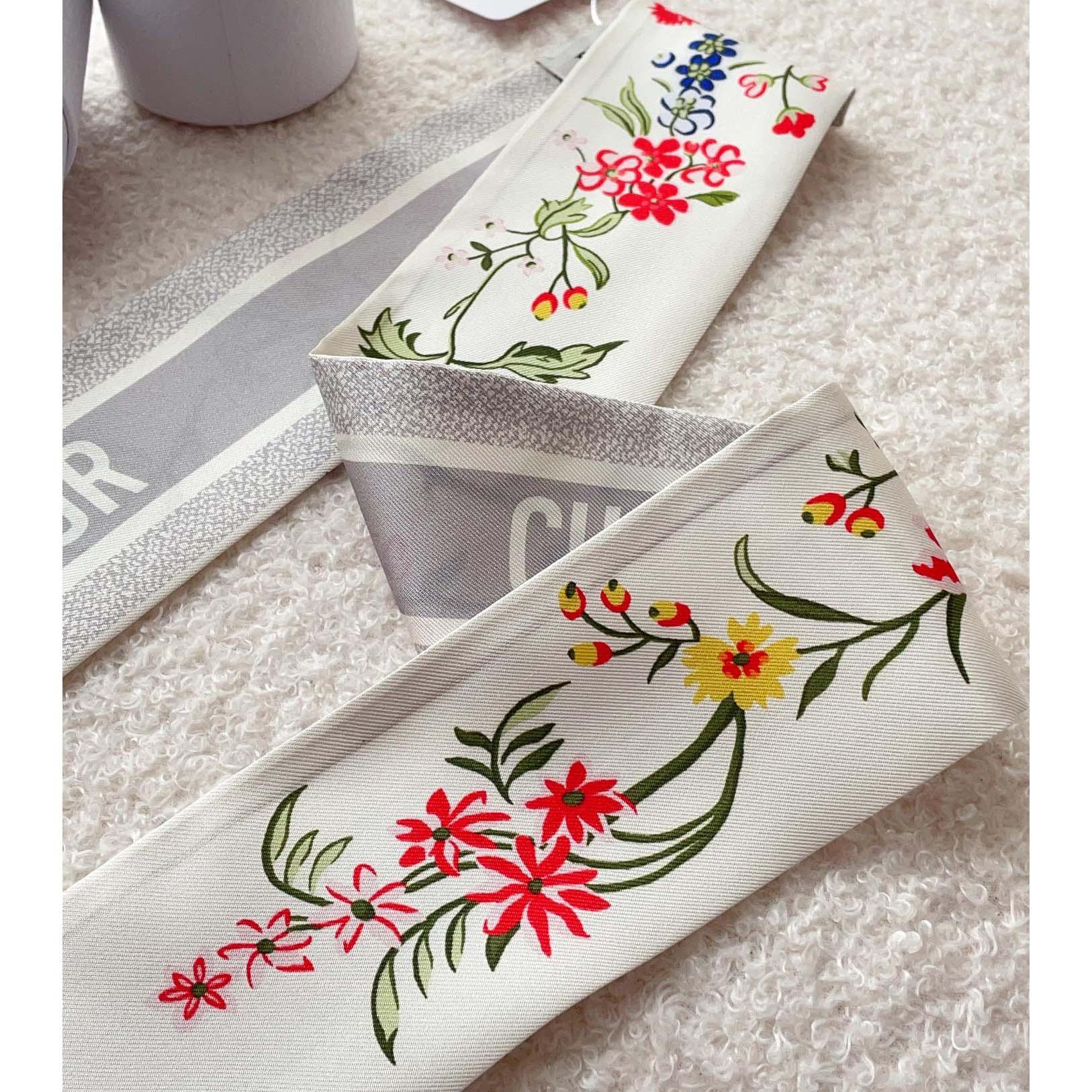 Dior Petites Fleurs Mitzah Scarf - PerfectKickZ