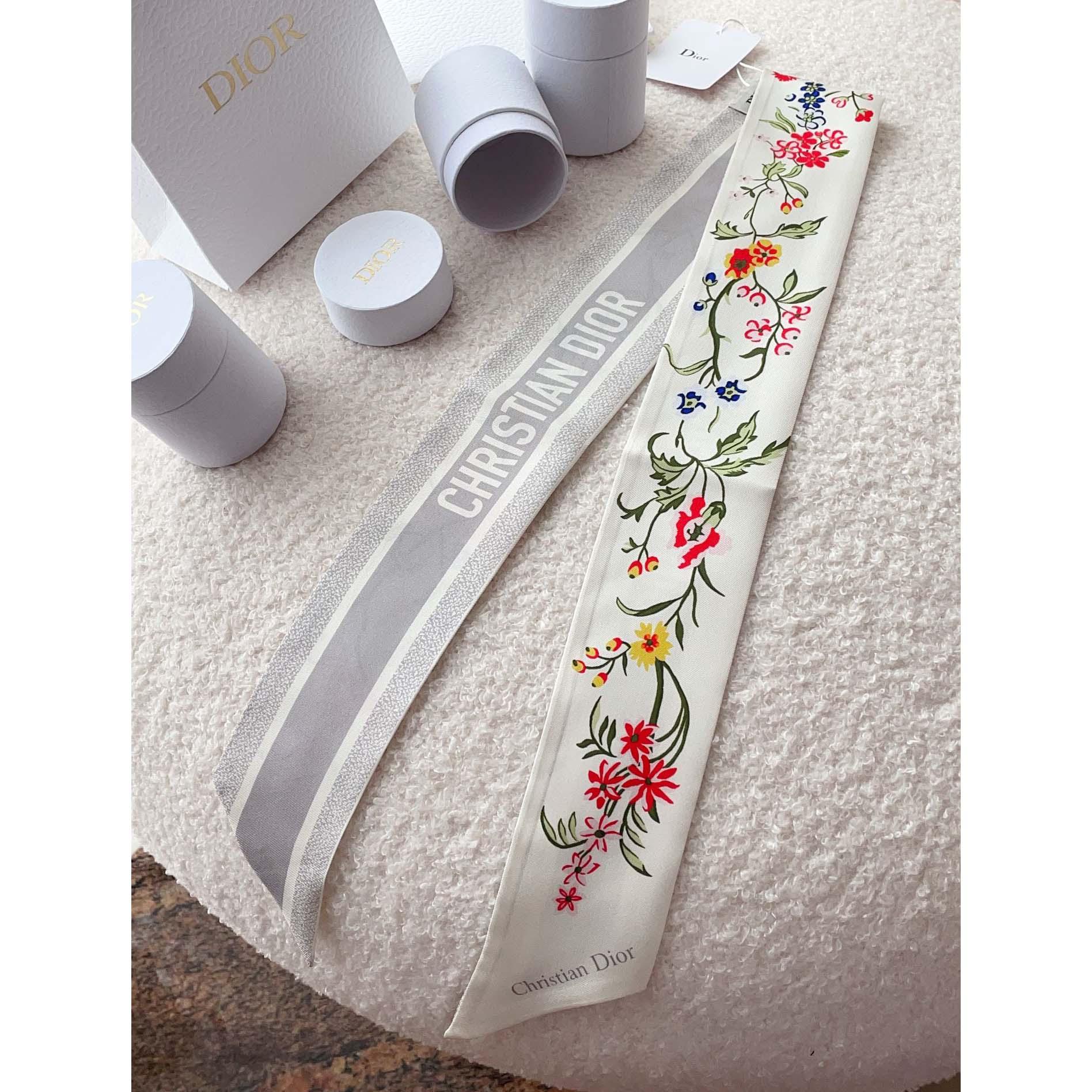 Dior Petites Fleurs Mitzah Scarf - PerfectKickZ