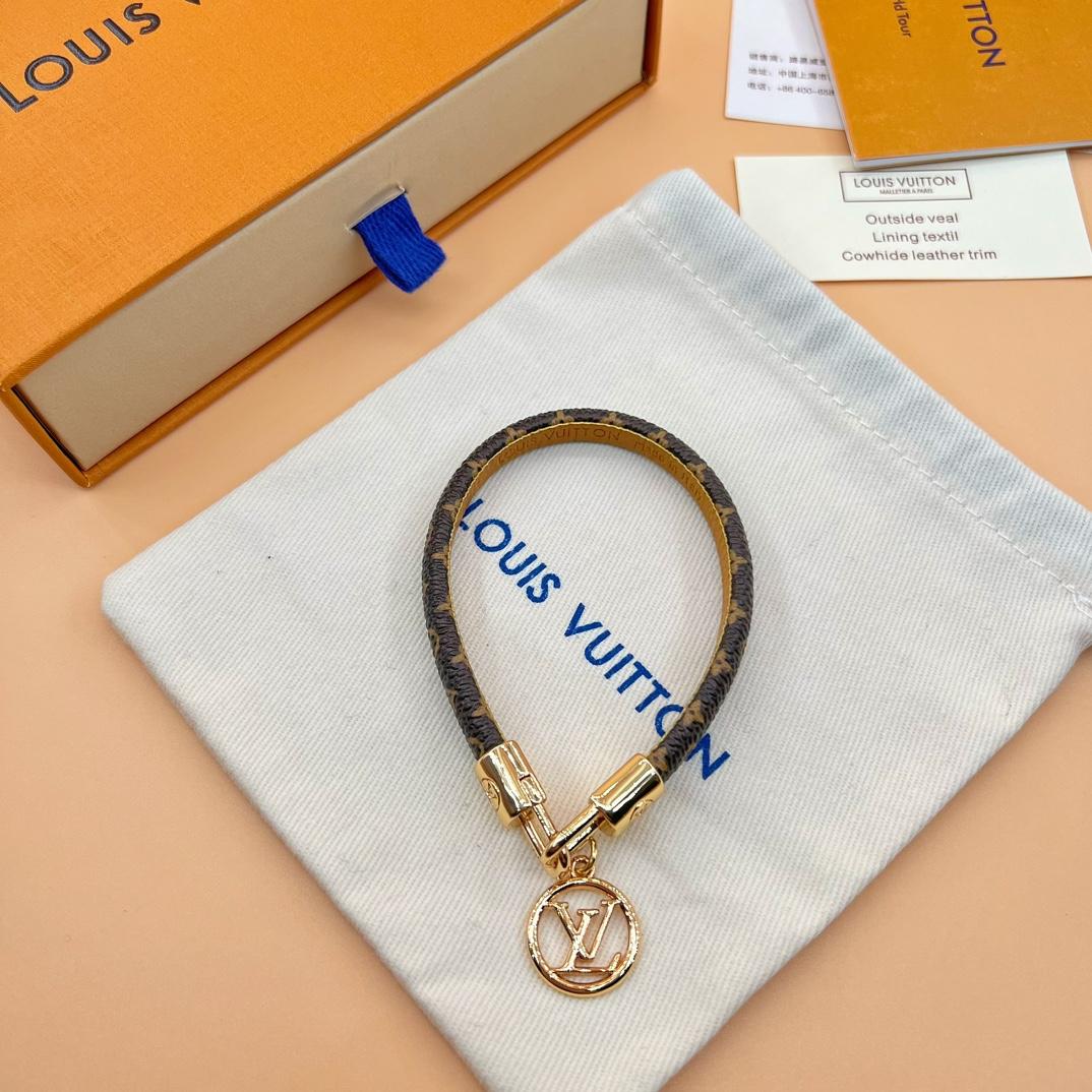 Louis Vuitton LV Cannes Bracelet      - PerfectKickZ