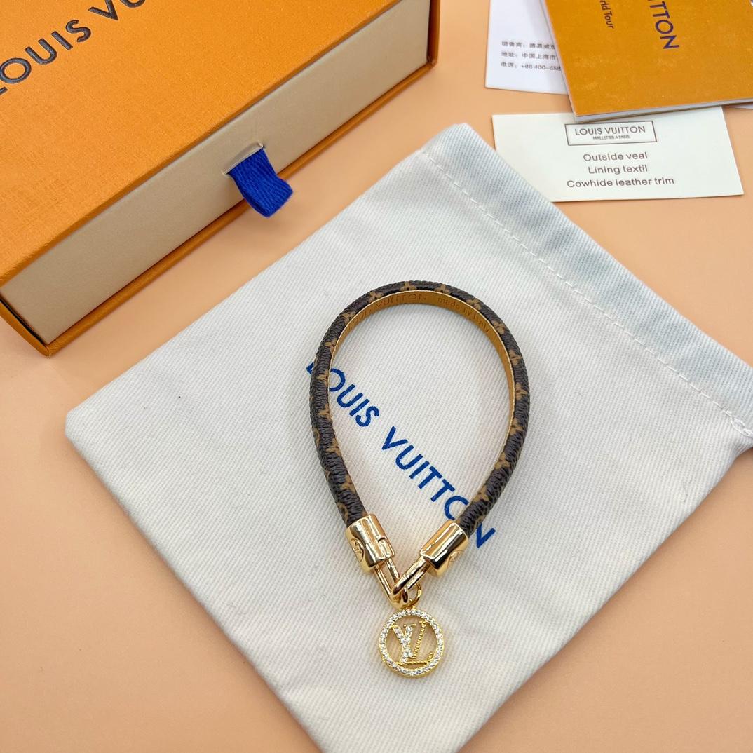 Louis Vuitton LV Cannes Bracelet      - PerfectKickZ