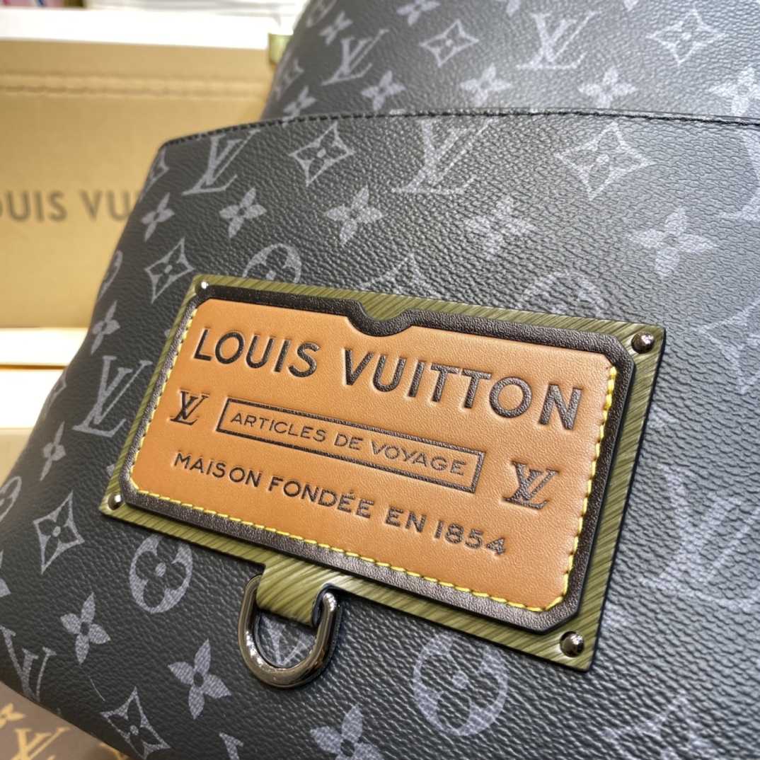 Louis Vuitton Discovery Backpack   M45218 - PerfectKickZ