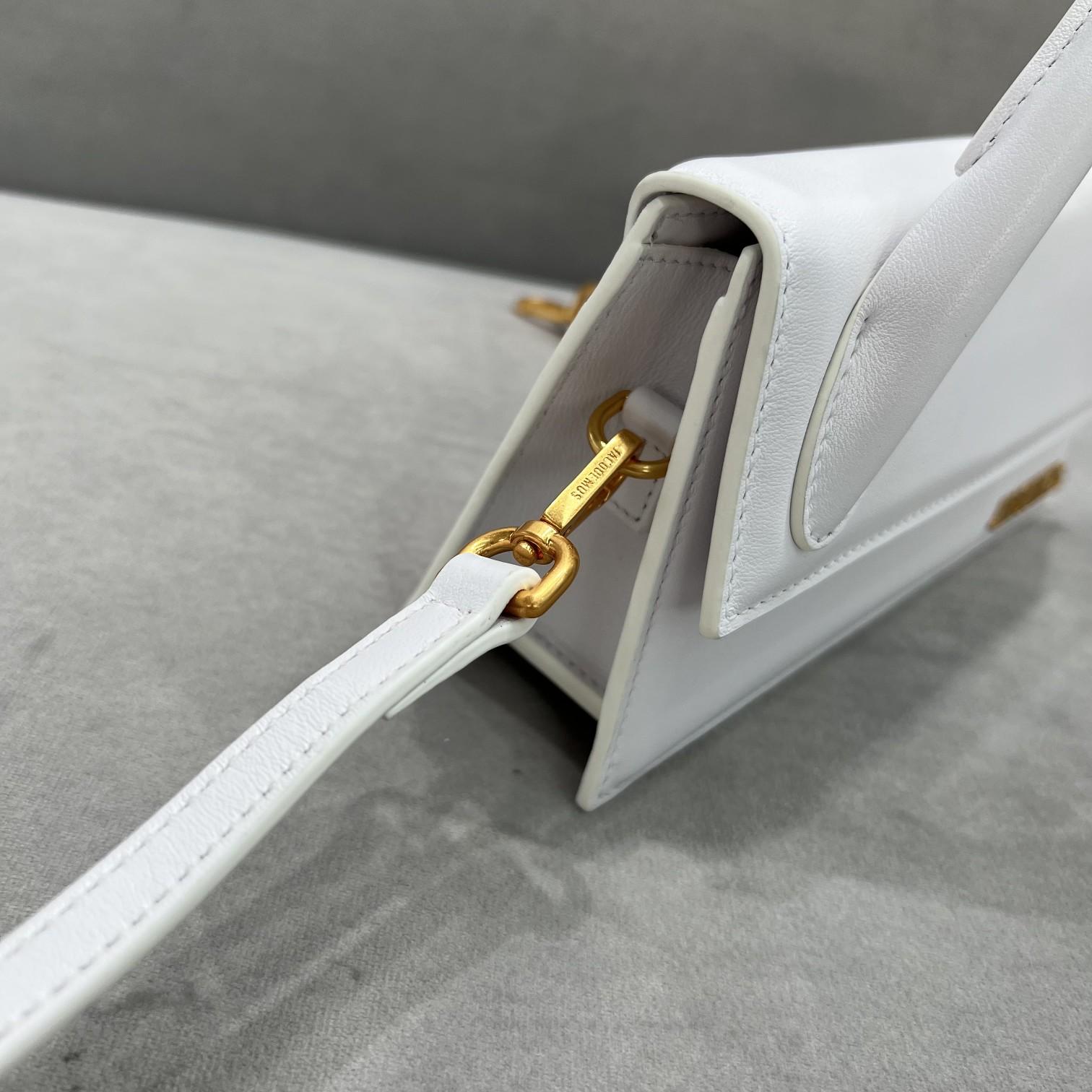 Jacquemus Le Chiquito Long Leather Handbag - PerfectKickZ