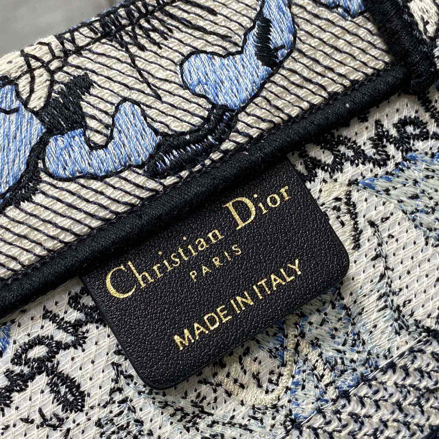 Dior Small Dior Book Tote - PerfectKickZ