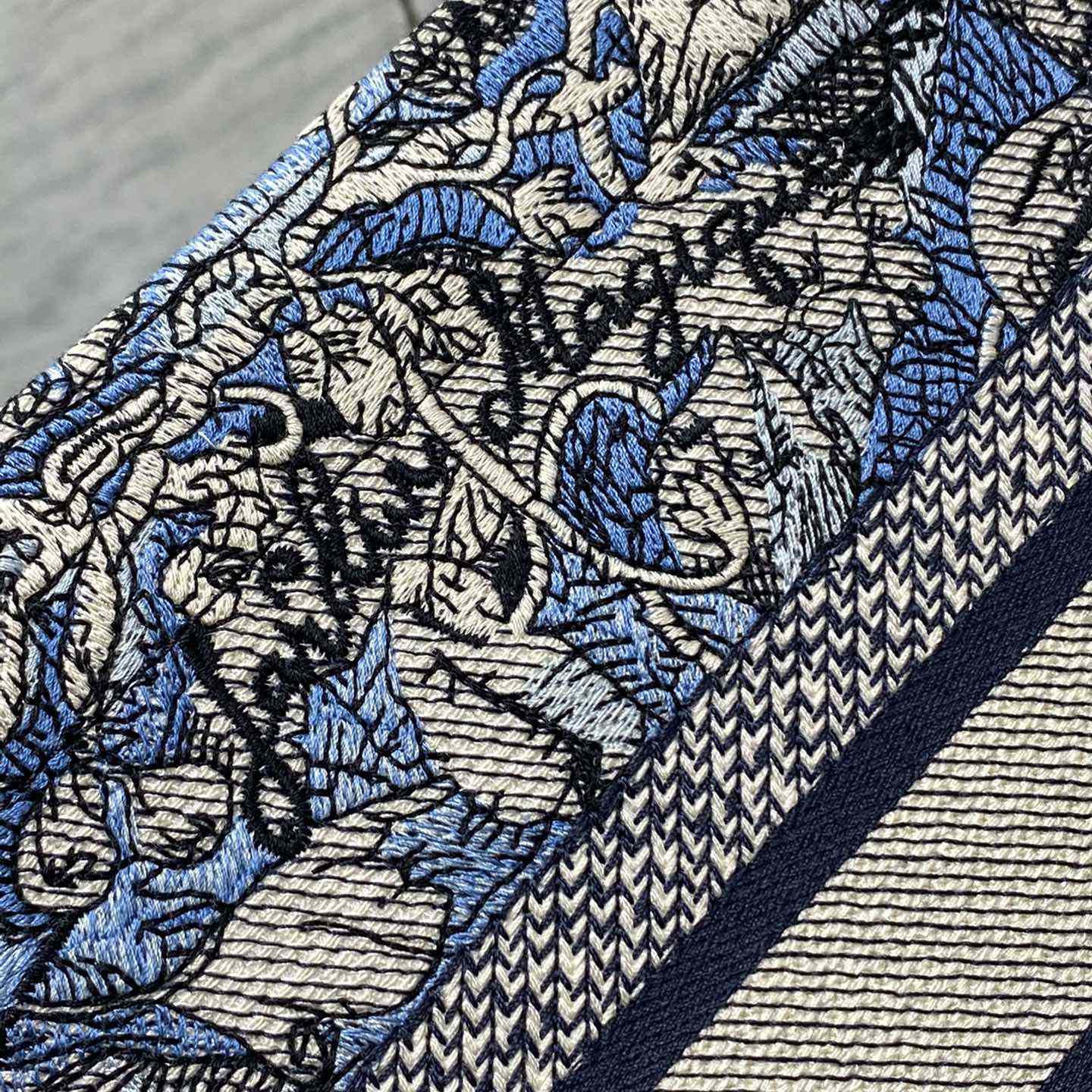 Dior Small Dior Book Tote - PerfectKickZ