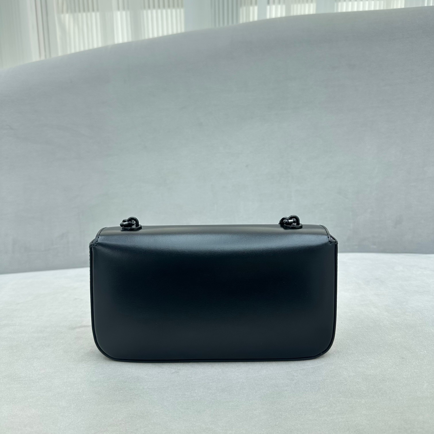 Celine Chain Shoulder Bag Triomphe In Shiny Calfskin - 