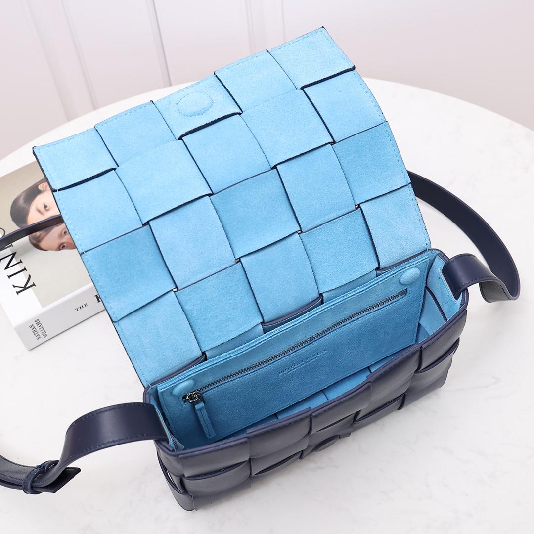 Bottega Veneta Cassette - PerfectKickZ
