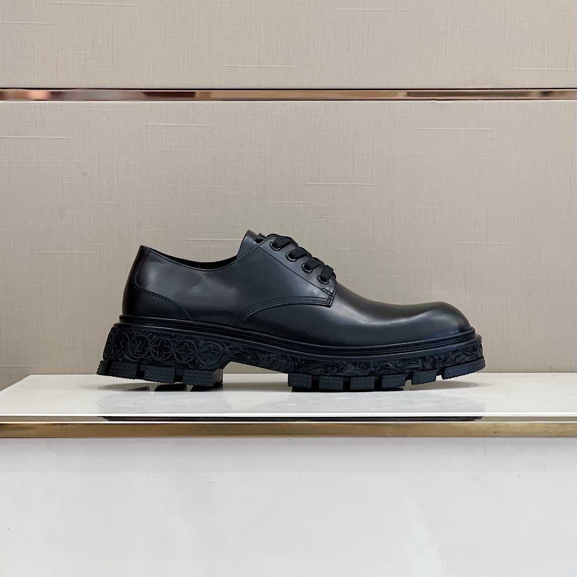 Louis Vuitton LV Baroque Derby      1AAHAQ - 