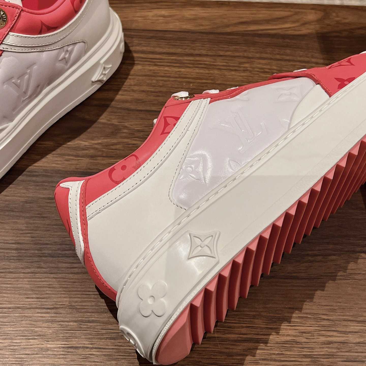 Louis Vuitton Time Out Sneaker (upon uk size)    1AB33N - PerfectKickZ