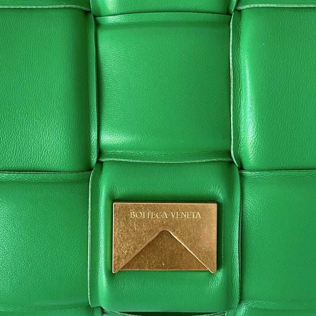 Bottega Veneta Chain Cassette - PerfectKickZ